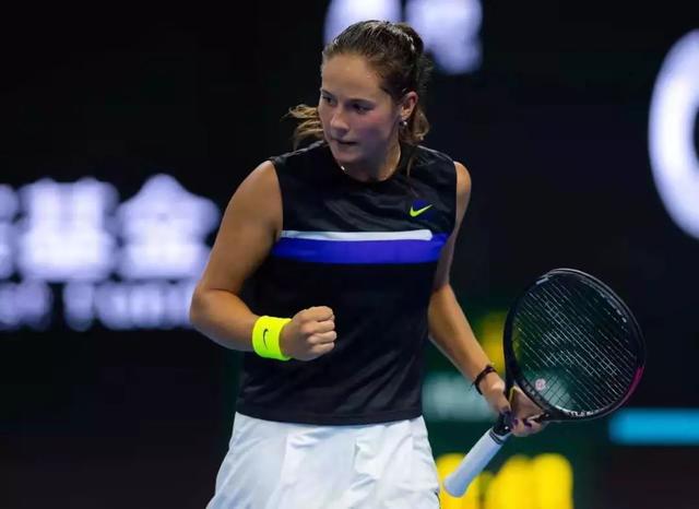 他在远门柱 他在远门柱